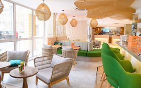 Ibis Styles Tours Centre